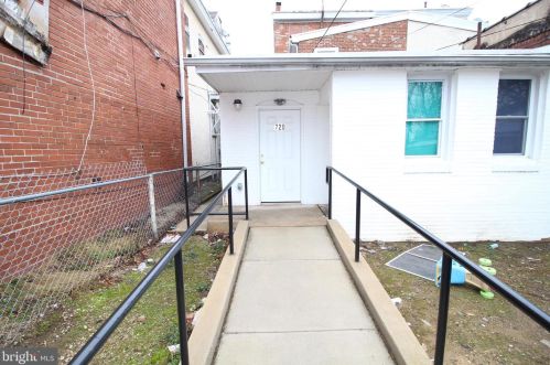 720 Marshall St, Norristown PA 19401-4114 exterior