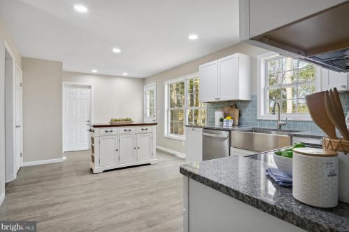 900 Short Ln, Seaford DE  19973-1136 exterior