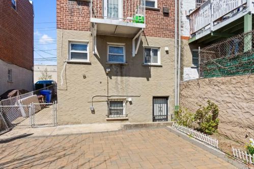 2806 Maitland Ave, Bronx, NY 10461-5419