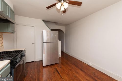 26 Manheim St, Philadelphia PA 19144-3656 exterior