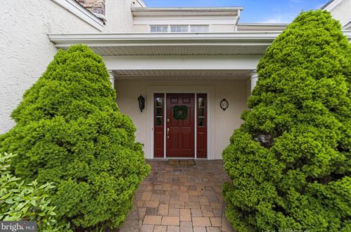 273 Sydney Rd, Southampton, PA 18966-2895