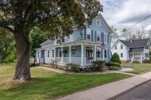 132 Spring St, Windsor Locks, CT 06096-2209