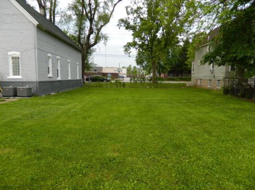 919 150th St, Hammond, IN 46327-1804