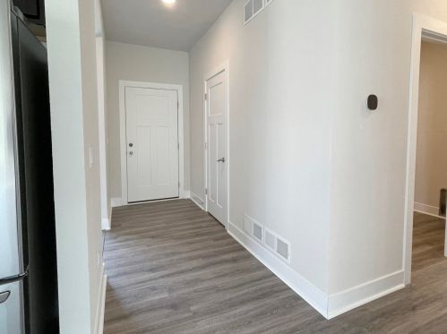 814 River Ridge Cir, Waterford, WI 53185-3391