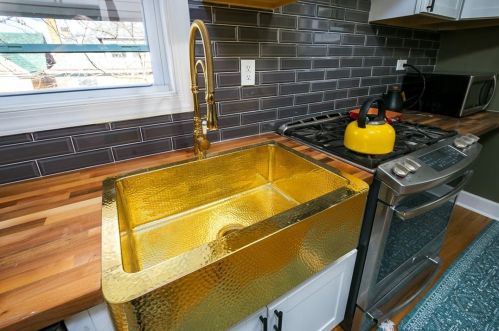 7711 Cannon St, Pittsburgh PA 15218-2108 exterior