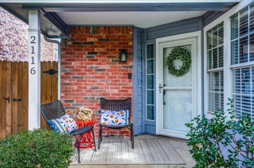 2116 Lake Shore Dr, Lewisville, TX 75028