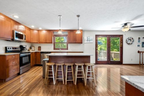 493 Mitchell Rd, Wilmington OH  45177-8519 exterior