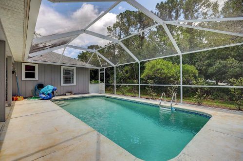 4220 61 Ave, Vero Beach FL 32968-9258 exterior