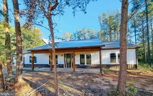 594 Baynesville Rd, Montross VA  22520-2325 exterior