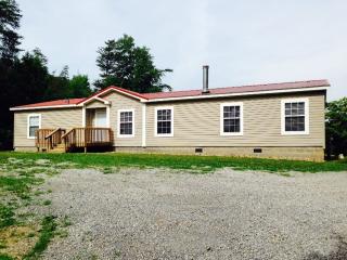 965 Wright Rd, Newport, TN 37821-6220
