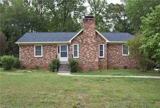 5855 Moravia Rd, Winston Salem, NC 27127-9084