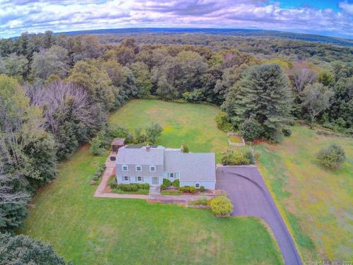 26 Miller Rd, Norwich, CT 06365-8515