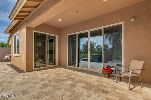 4926 Quiet Way, Gilbert AZ  85298-0648 exterior