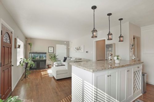 1517 Harding St, Long Beach CA  90805-3662 exterior