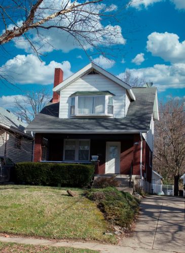 3286 Daytona Ave, Cincinnati, OH 45211-6605