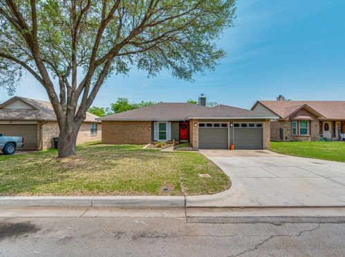 6405 Woodstream Trl, Fort Worth, TX 76133-4421