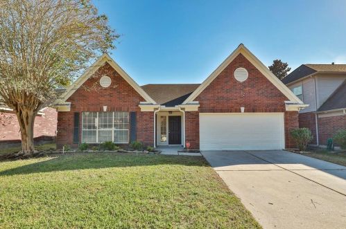 7126 Maple Walk Dr, Humble, TX 77346-5080