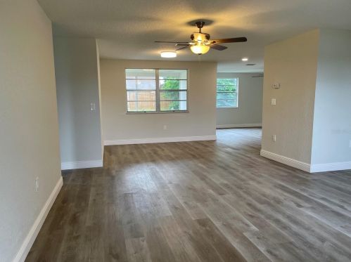 10104 Bannister St, Brooksville, FL 34608-6603