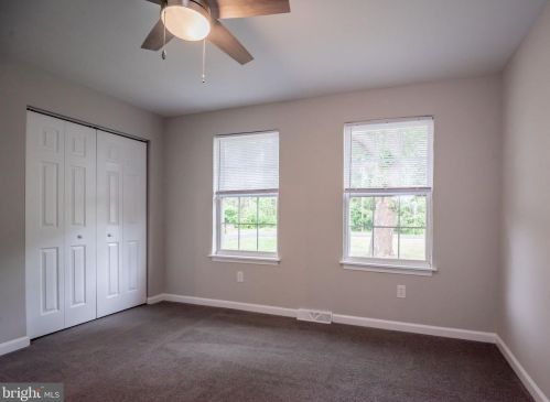 1954 Old Kirkwood Rd, Bear DE  19701-2235 exterior