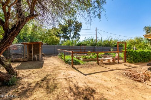 6507 Paradise Dr, Scottsdale AZ 85254-5175 exterior