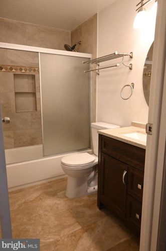 2308 Whitetail Ct, Herndon VA  20191-3018 exterior