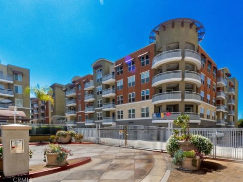 12668 Chapman Ave, Garden Grove CA  92840-4035 exterior