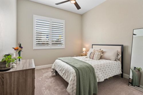 1219 Sephos St, Manteca CA  95337 exterior