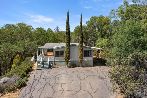 675 Starr Dust Ct, Lakeport CA  95453-6976 exterior