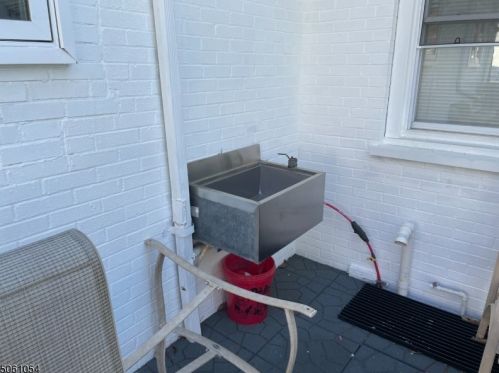 905 Salem Ave, Industrial Hillside NJ  07205-3009 exterior