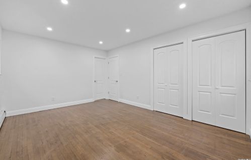 170 Cirrus Rd, Holbrook NY  11741-4407 exterior