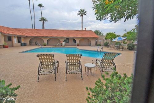 7916 Plz Ave, Scottsdale AZ 85250-6709 exterior