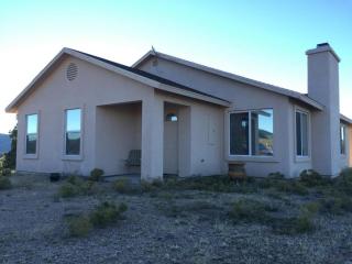 19020 Willow Creek Rd, Kingman, AZ 86401-8946