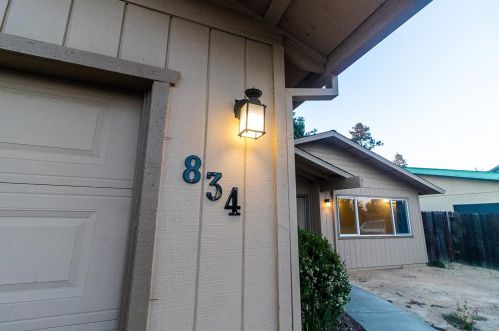 834 Del Oro St, Woodland, CA 95695-5045