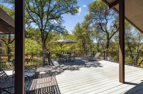 14084 Hemlock Dr, Lake Wildwood, CA 95946-9131