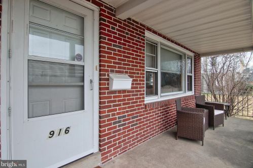 916 Evans St, Pottstown, PA 19464-4010