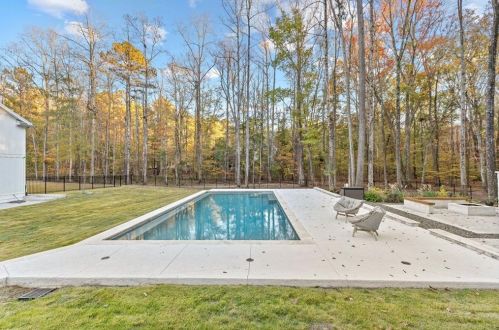215 Diamond Pt, Fayetteville GA  30215-5149 exterior