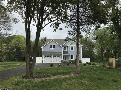 6 Old Stirling Rd, Warren NJ  07059-5810 exterior