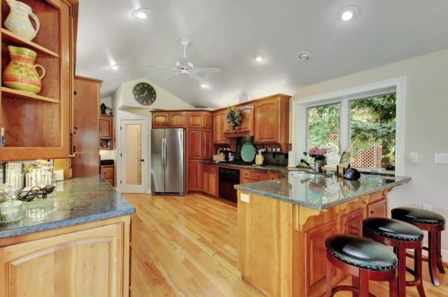 13572 Lake Wildwood Dr, Lake Wildwood CA  95946-9500 exterior