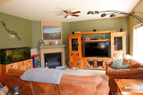 226 Vineyard Dr, Greenfield, CA 93927-5353