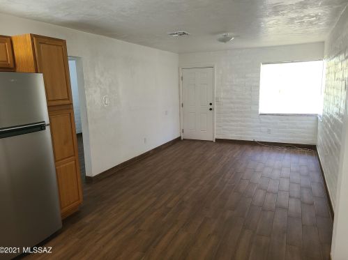 1103 Franklin St, Tucson AZ  85745-2912 exterior