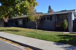 1138 6th St, Benicia, CA 94510-3556