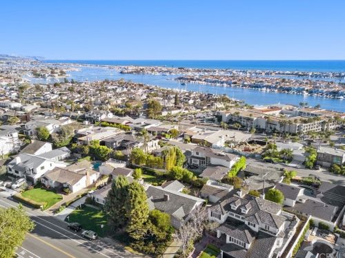 1111 Cliff Dr, Newport Beach, CA 92663-5201