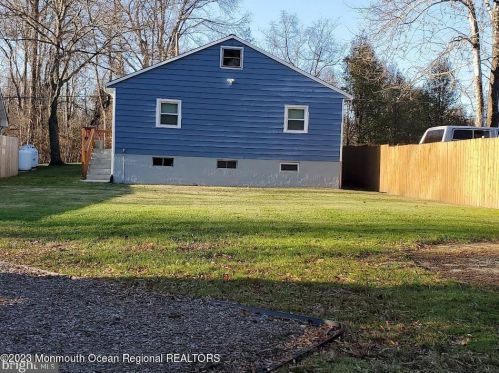111 Main St, Plumsted Township NJ  08533-1311 exterior