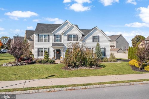 1940 Wagon Wheel Dr, Easton, PA 18040-8342