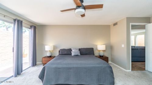 7830 Mackenzie Dr, Scottsdale, AZ 85251-4129