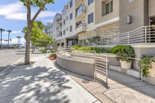 912 Campisi Way, Campbell, CA 95008-2337