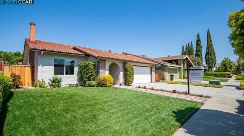 2577 Flagstone Dr, San Jose, CA 95132-2611