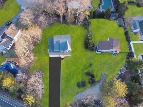 594 Canal Rd, Mount Sinai NY  11766-3307 exterior