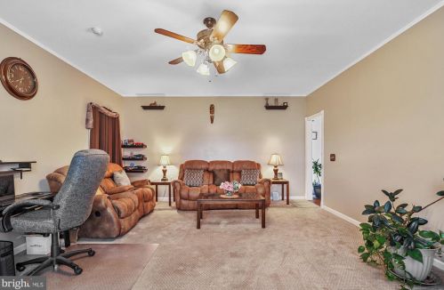 143 Robin Way, Magnolia DE  19962-2632 exterior