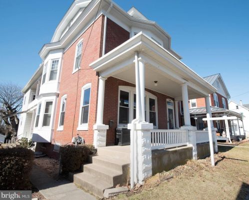 534 Main St, Shoemakersville, PA 19555-1641